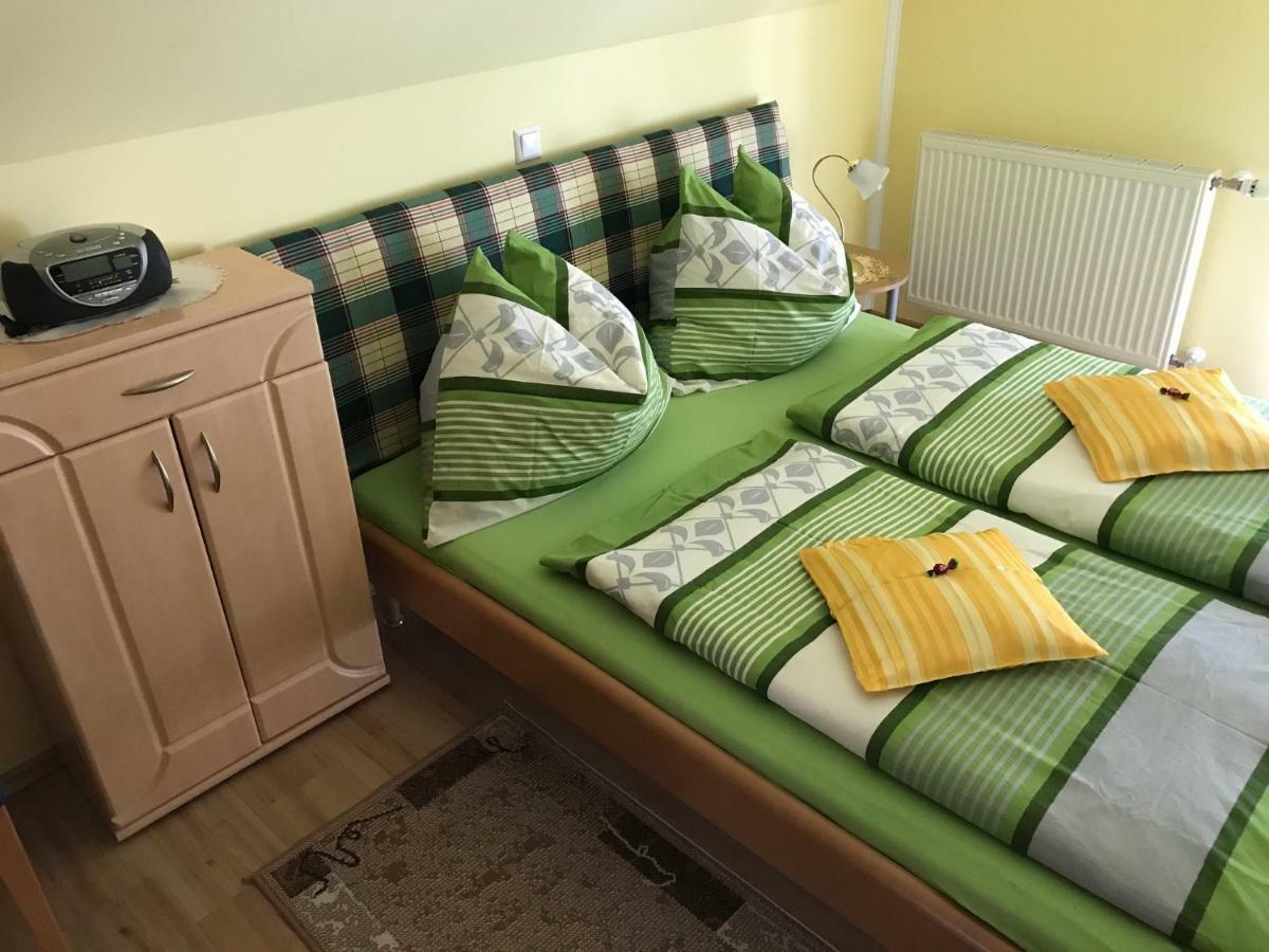 Gaestehaus Lindenhof Jennersdorf Екстериор снимка
